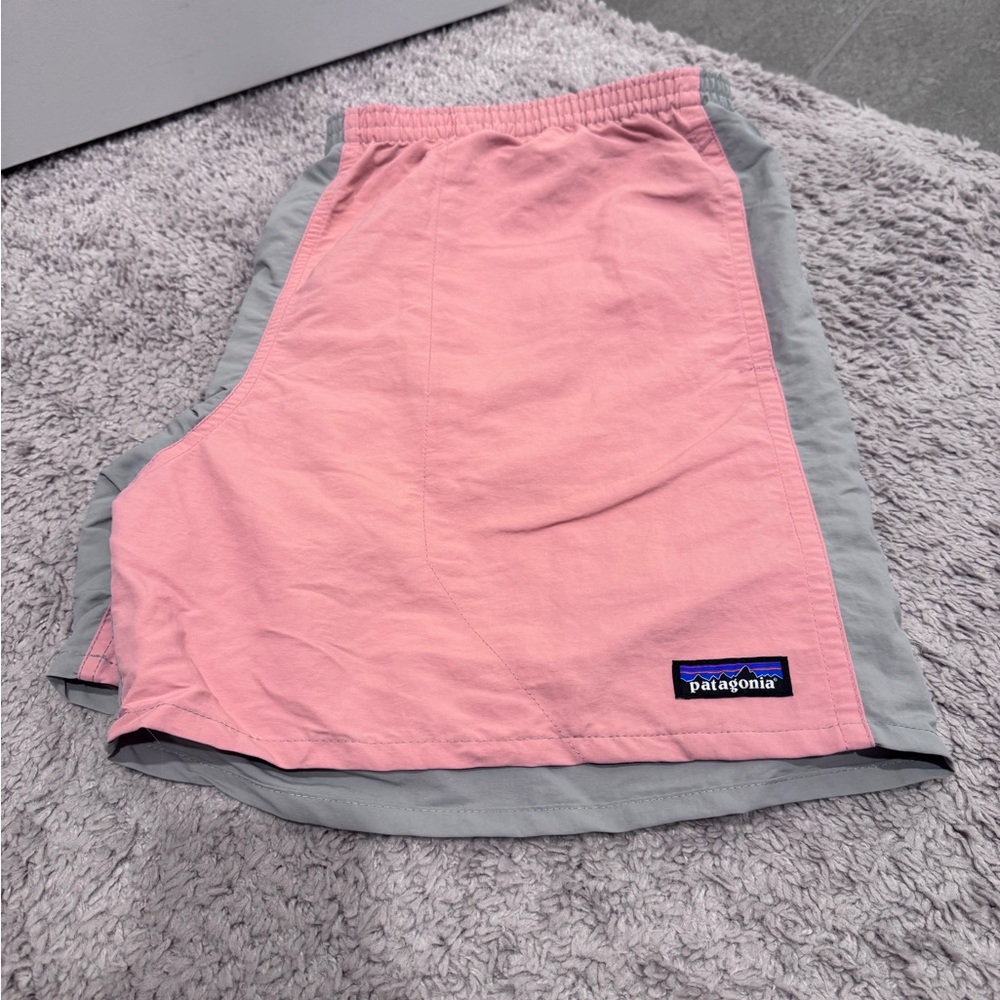 NWT Patagonia Salmon and Gray Shorts